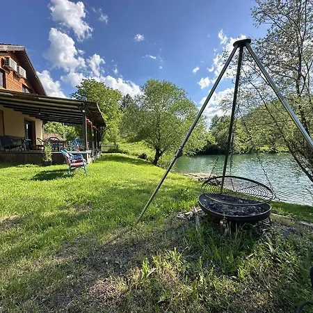 Holiday home Kraljice Teute2 *